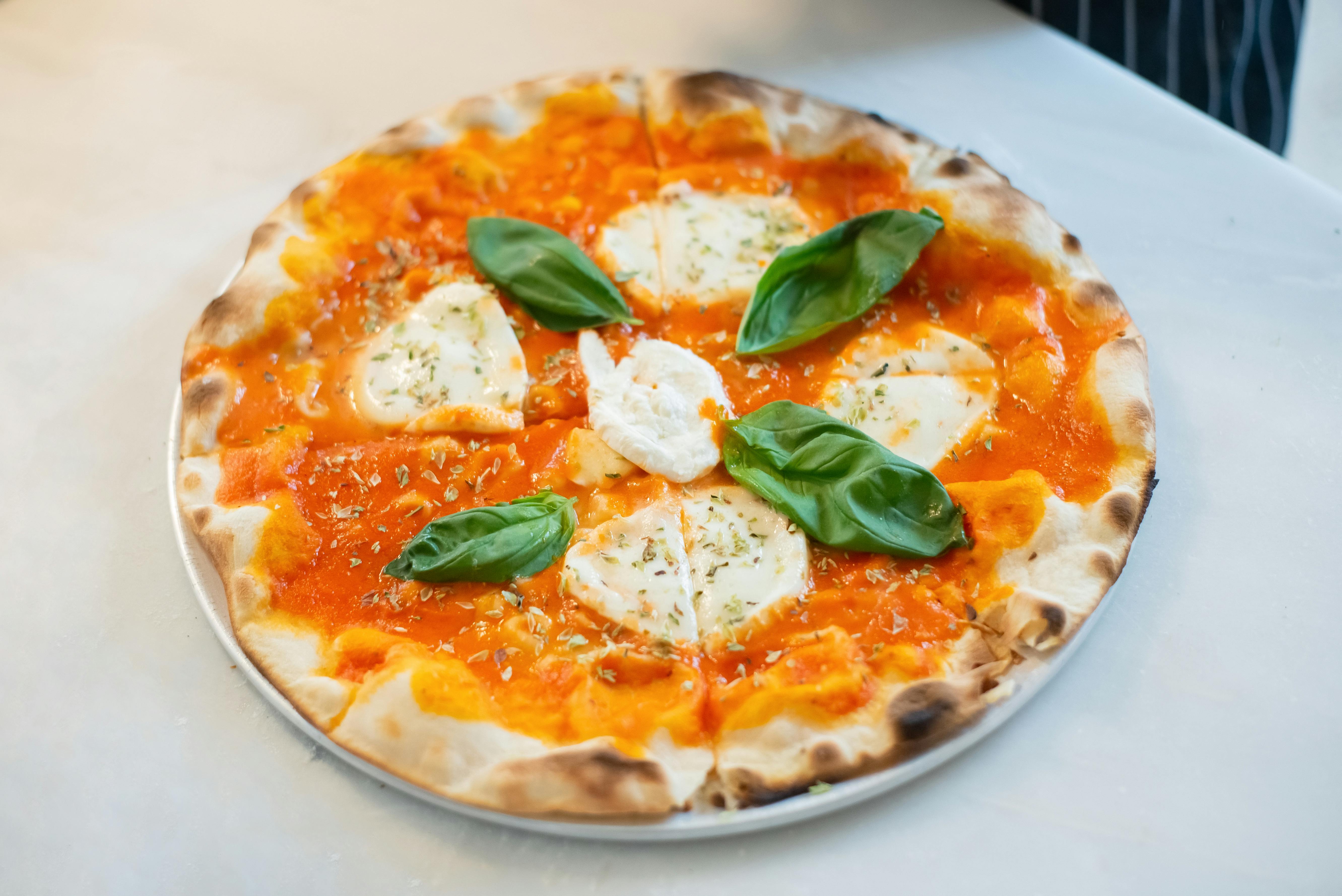 Margherita pizza